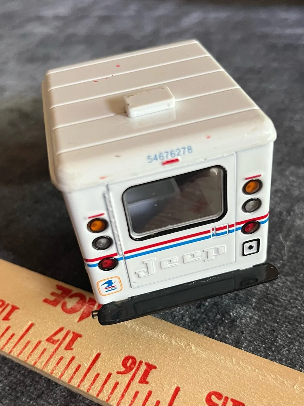 Kinsmart 1:26 Diecast 1971 Jeep DJ-5B Delivery Truck White U.S. Mail Model